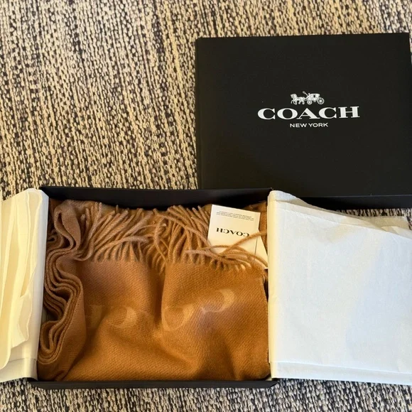 Coach Horse and Carriage Cashmere Muffler - Picture 3 of 3